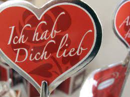 Und warum heißt er valentinstag? Das Feiern Wir Am Valentinstag Valentinstag 2019 Was Bedeutet Der Valentinstag Svz De