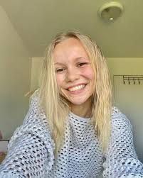 Dolores Prevost's Instagram, Twitter & Facebook