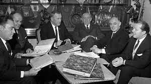 Sachsen verfügt über drei großstädte und zahlreiche mittelstädte. Sklavenzeit Oder Parade Der Eliten So Wurde Die Bundesliga Gegrundet Kicker