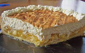 Dieses wochenende gibt es bei mir einen apfelkuchen mit quark, der durch das vanillepuddingpulver super lecker ist. Apfel Schmand Torte All Rezepte