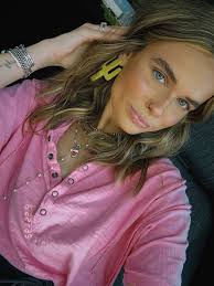 happy sunday 🌸🦋🍋‍🟩🍭💖🥝⭐️