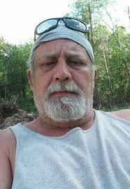 Kellen Carter's Instagram, Twitter & Facebook