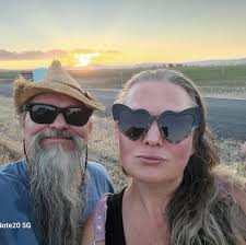 Are swap meets still a thing? And if so what days and time are they?