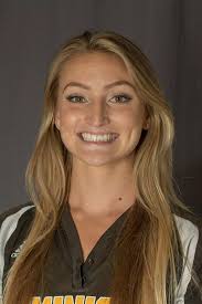 Alyssa Lanza's Instagram, Twitter & Facebook