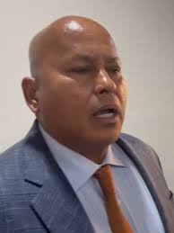 Senator Ronald dela Rosa says he didn't sign the committee report