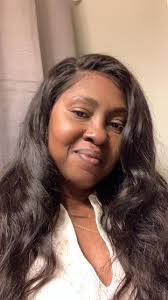 TOTAL TRANSFORMATION✨ This guest came in with matted, exposed beads and  extensions that were damaging, poorly matched, and completely unwearable in  any style. She couldn't pull her hair back without everything showing —