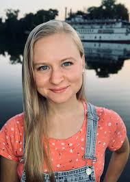 I was up at the crack of dawn yesterday to film a video for y'all! 😊 As a  musician, I'm never up that early 😂 I haven't seen many sunrises in my