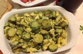 Check spelling or type a new query. Come Fare Le Zucchine Con Le Uova Strapazzate In Padella La Cucina Di Bacco