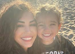 We did not find results for: Yolanthe Cabau Deelt Hartverscheurend Moment Met Xess Xava