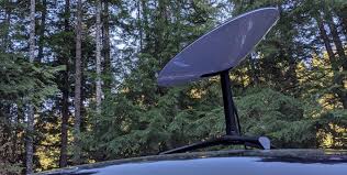 Somebody got the bright idea to slap a starlink satellite dish on the hood of their car, and now they're paying the price. Us Military Wants Spacex To Create A Miniature Battery Powered Starlink Dish