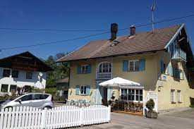 Ein film mit karlheinz böhm, magda schneider und gustav knuth. Dreimaderlhaus Hostel Rieden