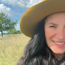 Sheila Stapleton (@mamma_sheila) • Instagram photos and videos