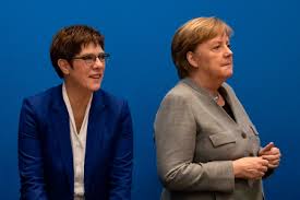 Последние твиты от angela merkel (offiziell inoffiziell) (@amerkel57). Cdu Krise Das Grosste Problem Hat Angela Merkel Verursacht Funf Thesen Zum Politischen Sturm In Deutschland