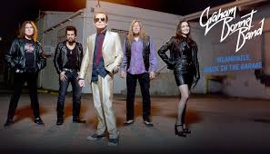 By providing a great hospitality experience, and providing a great consistent product, we are looking to change the way customers. Graham Bonnet Meanwhile Back In The Garage Cd Jpc De
