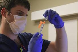 Quý vị không còn cần phải chờ 14 ngày giữa các lần tiêm chủng nữa. Bá»‡nh Viá»‡n South Bay Cho Phep Giao Vien Bá» Qua Ä'Æ°á»ng Tiem Váº¯c Xin Covid 19 San Jose Spotlight