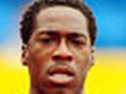 Christian Malcolm and Usain Bolt ease into 200m Olympic semi-finals