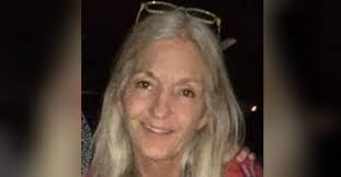 Donna Lykins's Instagram, Twitter & Facebook