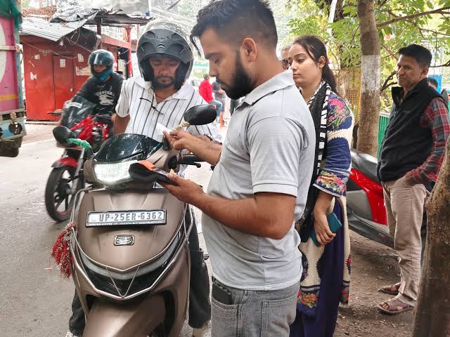 Nainital-Entry Fees on 2-Wheelers Nainital Two-Wheeler Tax Controversy | BJP Leaders & Lawyers Protest