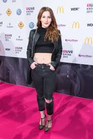 In einem kommentar bei twitter wurde sogar die absetzung der sendung gefordert. Jeannine Michaelsen Photostream Bochum Photo Celebrities