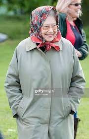 Britain S Queen Elizabeth Ii Arrives To Attend A Garden Party At News Photo In 2021 Queen Elizabeth Ii Queen Elizabeth Elizabeth Ii