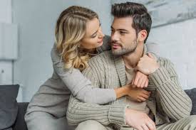 8 ways to make an aries man fall in love with you today. How To Make Aries Man Fall In Love With Cancer Woman Lovedevani Com