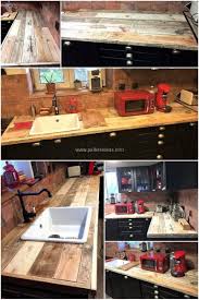 This Is One Of The Best Pallet Kitchens Idea That Will Beautifully Amaze You At The First Sight This All Wood Pallets Home Remodeling Diy Wood Pallet Projects