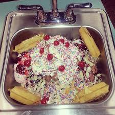 krisch's kitchen sink ice cream sundae