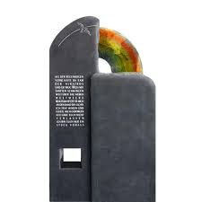 Dieser außergewöhnliche regenbogen glasaufsatz wird in qualitätsvoller handarbeit hergestellt und ist ein einzigartiges unikat. Granit Grabmal Piana Mit Regenbogen