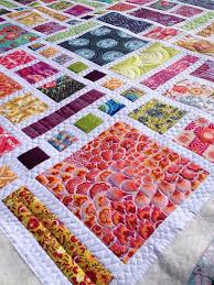 #missouristarquiltco #aroundthesquarequilt #jennydoan #quiltpattern #quiltdesign #triangle. 03 01 2015 04 01 2015 Patchwork Quilting Designs Quilts Quilting Designs