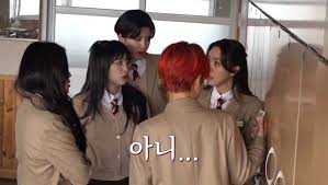 Try watching videos on 넷플릭스 (netflixkr) channel. Tv Rereco