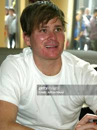 Tom DeLonge with Box Car Racer for promotional event and signing at Tower  Records (2002) 📸: Jeff Mayer