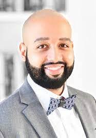 Ada Ubinas's Instagram, Twitter & Facebook