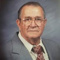 Anna Comeaux's Instagram, Twitter & Facebook