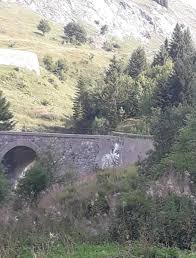 From saturday 7th of july to sunday 29th of july 2018, the 105th tour de france includes 21 stages for a total length of 3 351 kilometers. Who Is This Painting In Grand Bornand Col De La Colombiere Tourdefrance