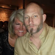 Elizabeth C Stringfield