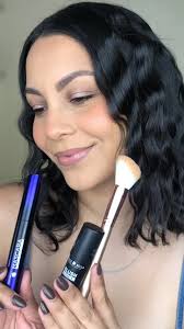 Productos tendencia 2024💥, Nuestro rubor en stick ha sido unos de los  productos favoritos de todas, y sin duda nuestras máscara que ha sido la  más viral 🤩, Por su fácil aplicación, Alta pigmentación, ...