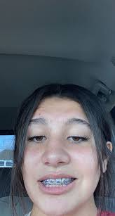 wow 😳 she's really pretty she deserves the world