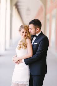 Check spelling or type a new query. Brautpaar Fotoshooting Odeonsplatz Standesamtliche Trauung Brautpaar Hochzeit Auto