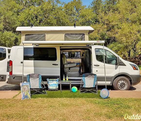 Camper Van Rental Canada - The Complete Guide