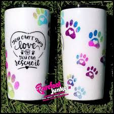 A fun way to express your emotions, while taking in your favorite beverage from gawatt coffee shop. Pin On Glitter Cups