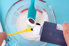 The red that wakes you up at night and won't let you go to sleep until you promise that this time you are not going to take no for an answer. How To Make This Super Red Royal Icing The Bearfoot Baker