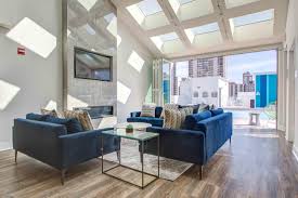 Find chicago apartments, condos, townhomes, single family homes, and much more on trulia. 100 Best 1 Bedroom Apartments For Rent In Chicago Il With Pics