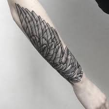 Feder tattoo bedeutung und vorlagen haus dekoration mehr. 1001 Coole Und Inspirierende Flugel Tattoo Designs Und Ihre Beudetungen
