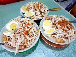 Pada cara membuat bubur ayam yang satu ini, menggunakan minyak wijen dan kecap asin sebagai bumbu bubur yang membuatnya makin lezat. Bubur Ayam Gibbas Bandung Restaurant Reviews Photos Phone Number Tripadvisor