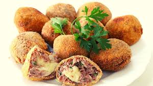 Bolinho de carne seca