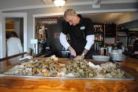 Book And Restaurant Reviews Sat Gourmet Wine Bar Restaurant Oyster Bar Chowder Recipes Seafood