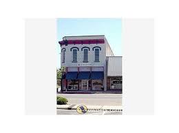 Commercial For Sale By Owner In Bonham Tx 75418 Up For Sale Is A Good Sound 3 Story Commercial Building On Historic Bonham Town Sq Bonham Zillow Loft Studio