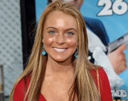 Lindsay Lohan struggles during debut in 'Speed-the-Plow' play in London