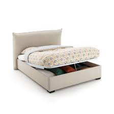 lit coffre avec sommier relevable pancho lit coffre rangement sous lit tete de lit rembourree