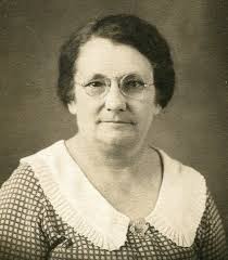 Elizabeth Alva “Lizzie” Jones Ferguson (1881-1975)